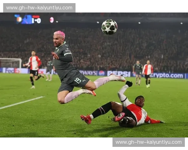 巅峰对决！法国vs荷兰：这场火星撞地球的集锦，藏着足球最极致的浪漫与残酷